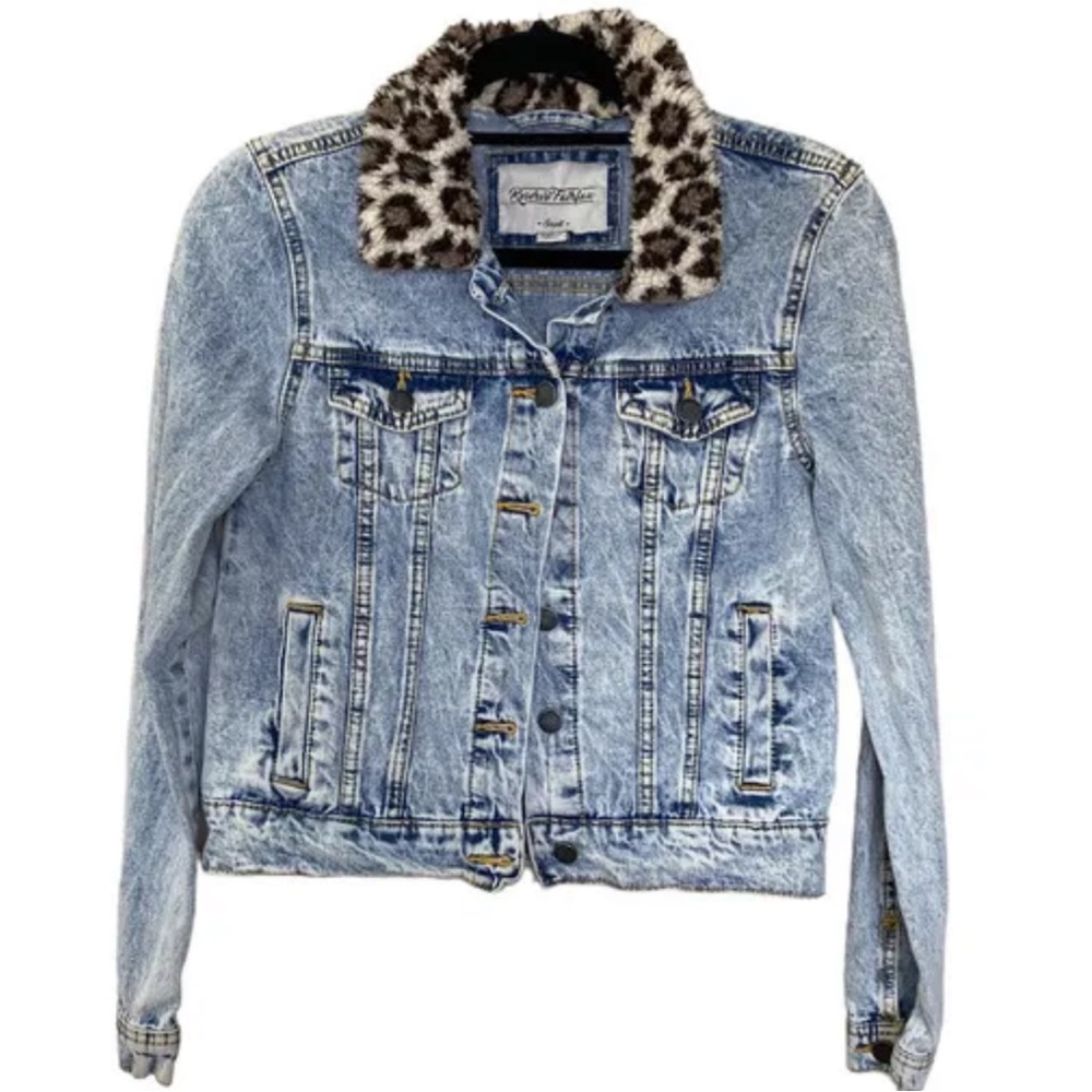 Brand new with tags Reserve Fairfax Denim Acid Wash Jean Jacket Women's Large